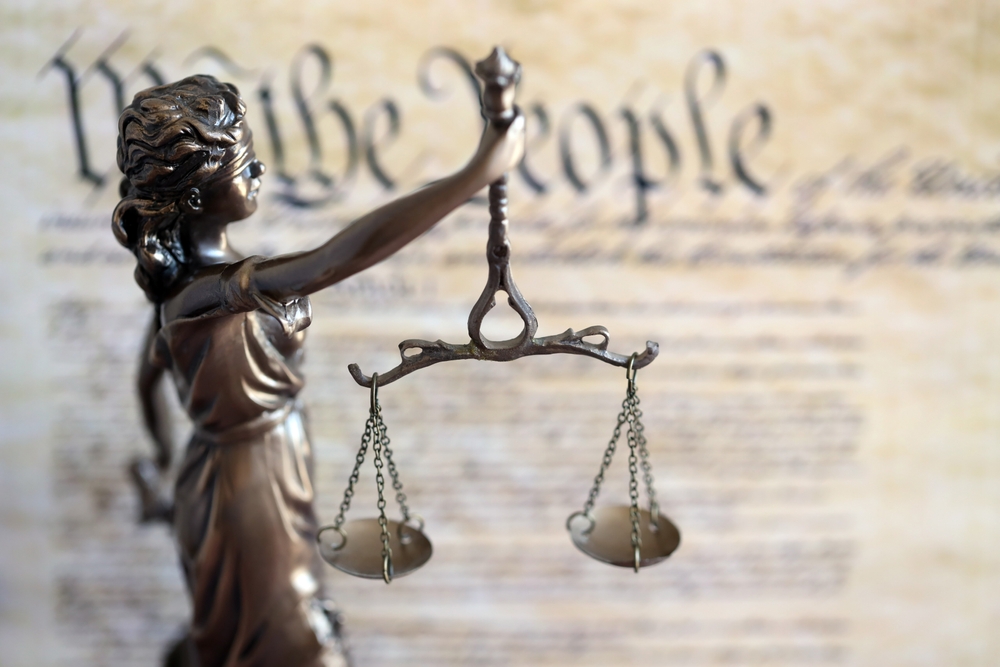 Skuter inwalidzki a prawo jazdy i przepisy – gdzie i jak można się poruszać legalnie?